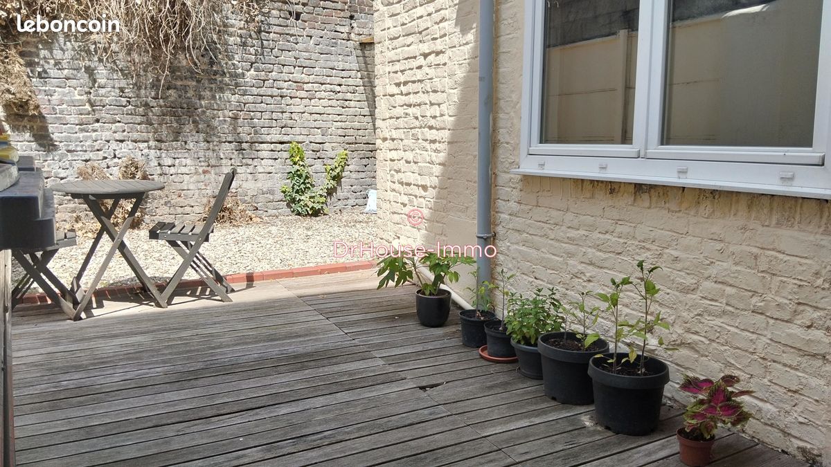 5 bedrooms Apartment in Lille, France No. 52657