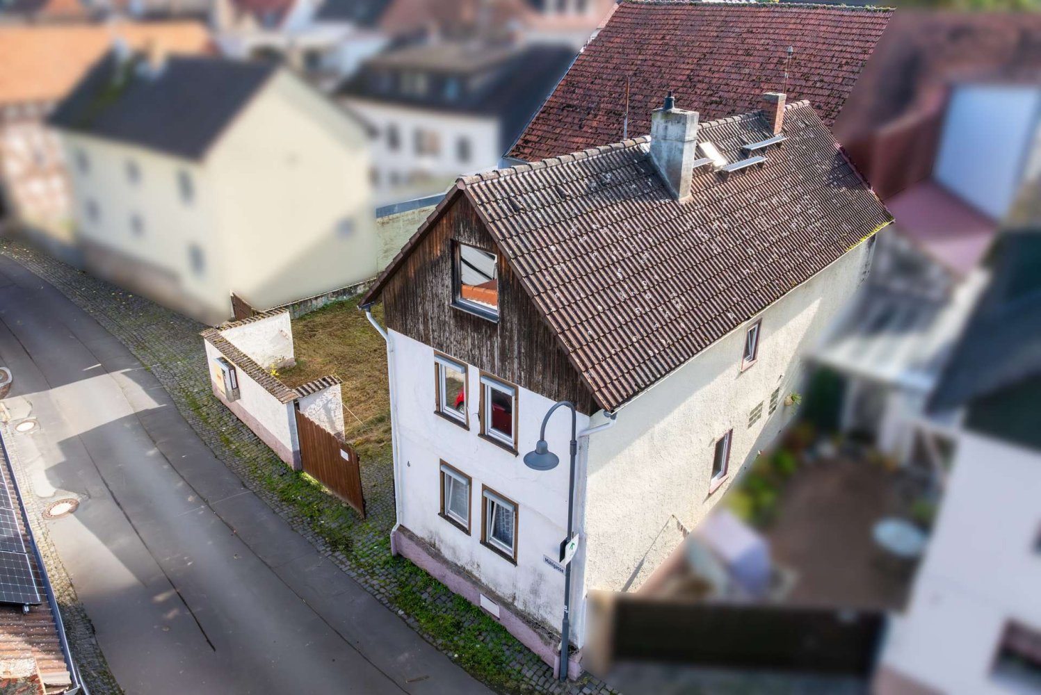 6 rooms House in Wetteraukreis, Germany No. 16349