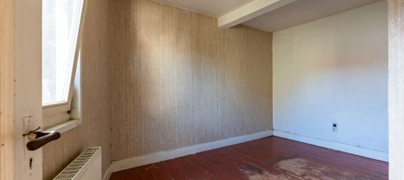 6 rooms House in Wetteraukreis, Germany No. 16349 12