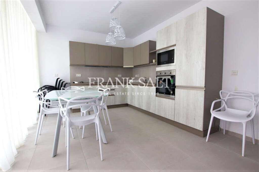 3 غرف نوم طابقين في Swieqi, Malta رقم 4759