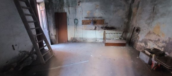 5-Zimmer Haus in Misterbianco, Italy, Nr. 69520 9