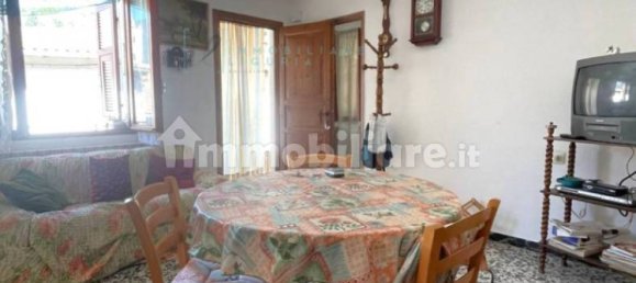 Casa de 2 dormitorios en Imperia, Italy No. 301079 3