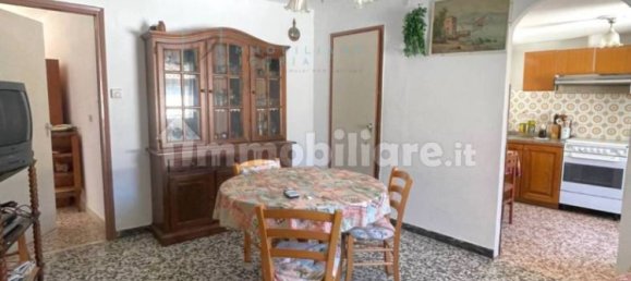 Casa de 2 dormitorios en Imperia, Italy No. 301079 4