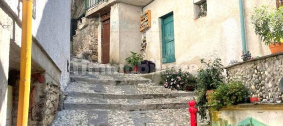 Casa de 2 dormitorios en Imperia, Italy No. 301079 21