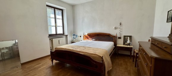 4 bedrooms House in Sirmione, Italy No. 65513 6