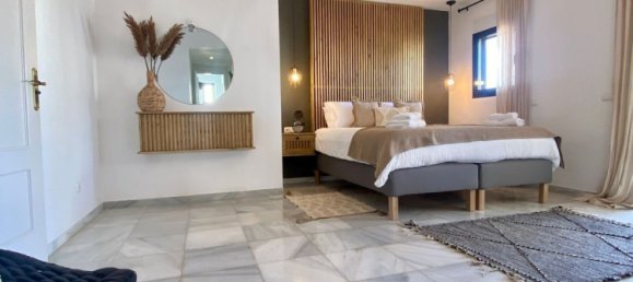 6 bedrooms Villa in Marbella, Spain No. 140436 5