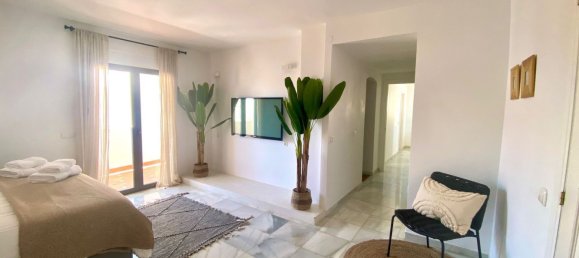 6 bedrooms Villa in Marbella, Spain No. 140436 10