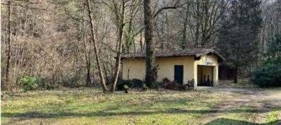 4 rooms Villa in Carate Brianza, Italy No. 4145 8