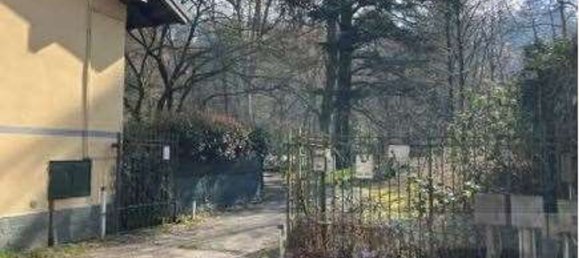 4 rooms Villa in Carate Brianza, Italy No. 4145 4