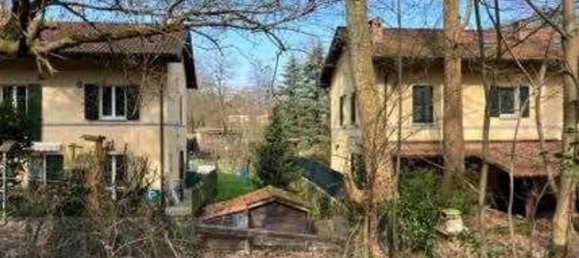 4 rooms Villa in Carate Brianza, Italy No. 4145 5