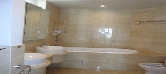 3 bedrooms Apartment in Tay Ho, Vietnam No. 7006 8