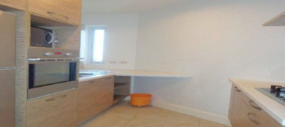 3 bedrooms Apartment in Tay Ho, Vietnam No. 7006 3