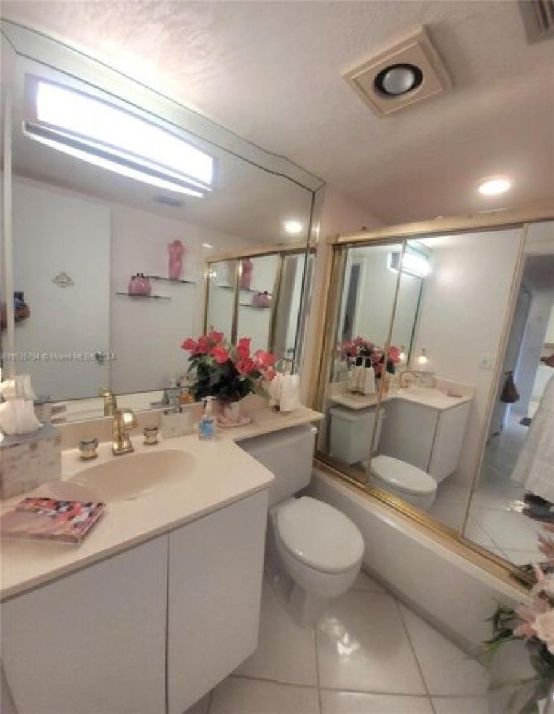 Casa de 3 dormitorios en Davie, USA No. 439584