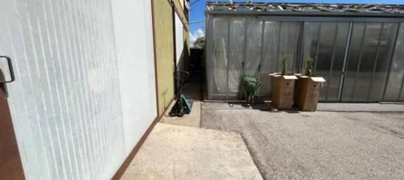 275m² Warehouse in Tuoro sul Trasimeno, Italy No. 150890 31