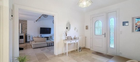 4 bedrooms Villa in Marcilly-en-Villette, France No. 52955 20