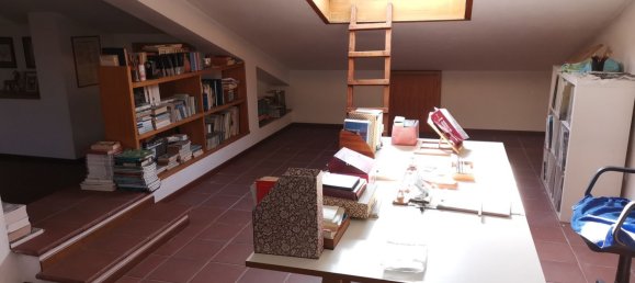 5-Zimmer Haus in Gavirate, Italy, Nr. 72419 14