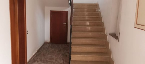 5-Zimmer Haus in Gavirate, Italy, Nr. 72419 4