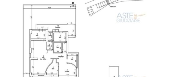 135m² Commercial property in Taranto, Italy No. 35462 17