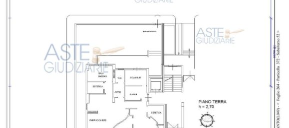 135m² Commercial property in Taranto, Italy No. 35462 16