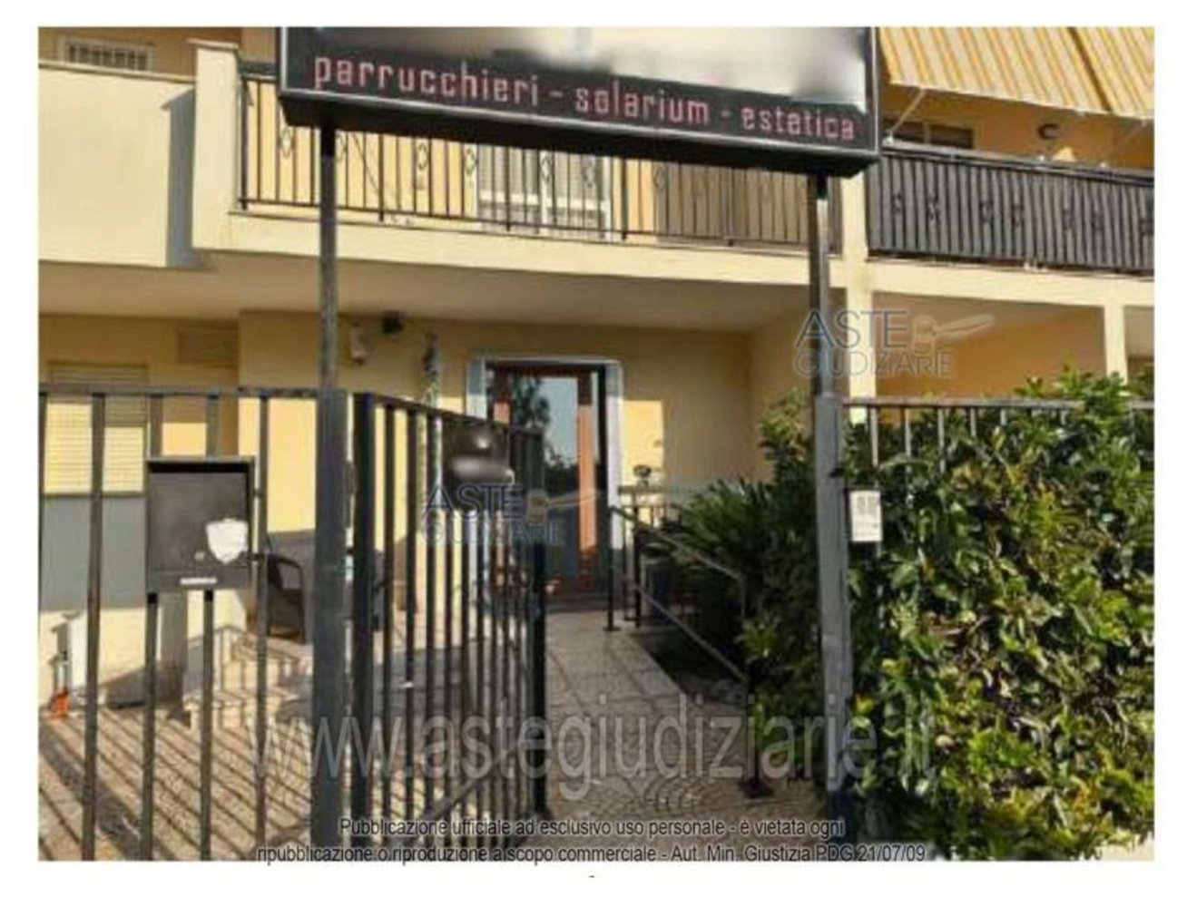 Gewerbliche Immobilie in Taranto, Italy 135m², Nr. 35462
