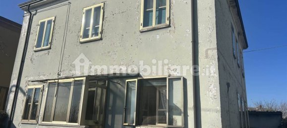 2 bedrooms House in Fiorenzuola d'Arda, Italy No. 313574 6