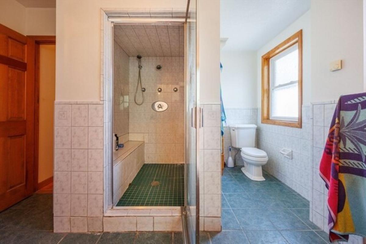 8 bedrooms House in Methuen, USA No. 405638