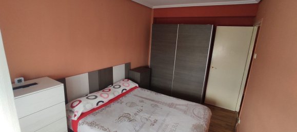 3 bedrooms Apartment in Torrelavega, Spain No. 157357 5