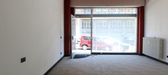 2-salle Propriété commerciale à Ponte San Pietro, Italy No. 231328 3