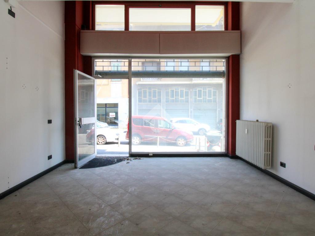 2-salle Propriété commerciale à Ponte San Pietro, Italy No. 231328