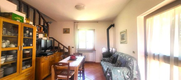 4 Schlafzimmer Haus in Capranica, Italy, Nr. 318751 20