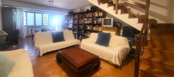4 Schlafzimmer Haus in Capranica, Italy, Nr. 318751 21