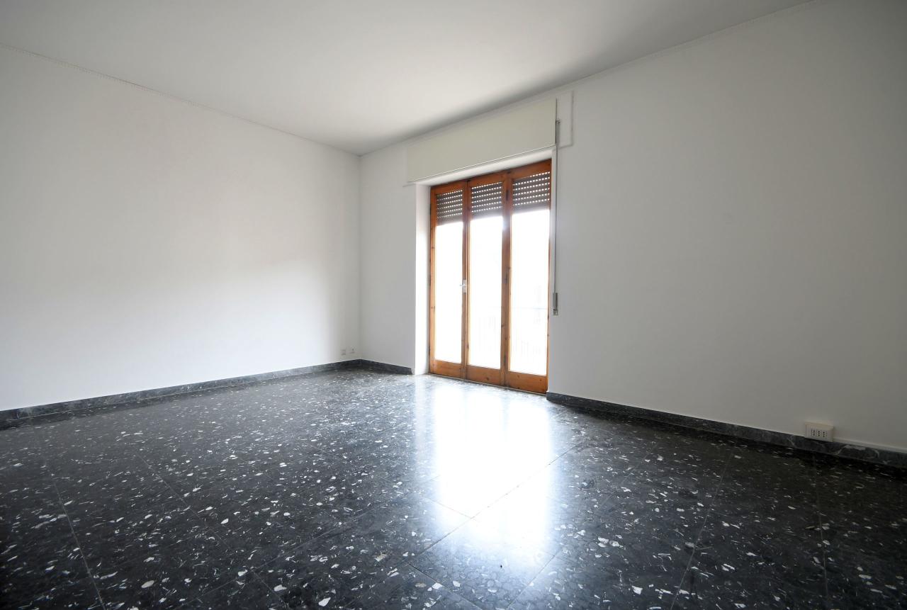 Apartamento de 4 divisões em Sarzana, Italy N.º 14857