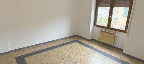 Apartamento de 4 divisões em Sarzana, Italy N.º 14857 8