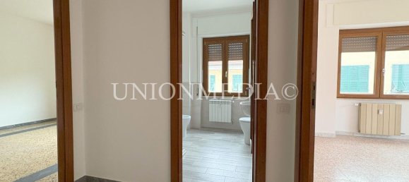 Apartamento de 4 divisões em Sarzana, Italy N.º 14857 19