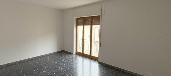 Apartamento de 4 divisões em Sarzana, Italy N.º 14857 28