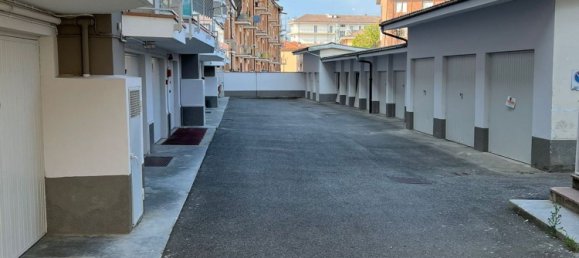 17m² Garage in Fossano, Italy No. 159990 5