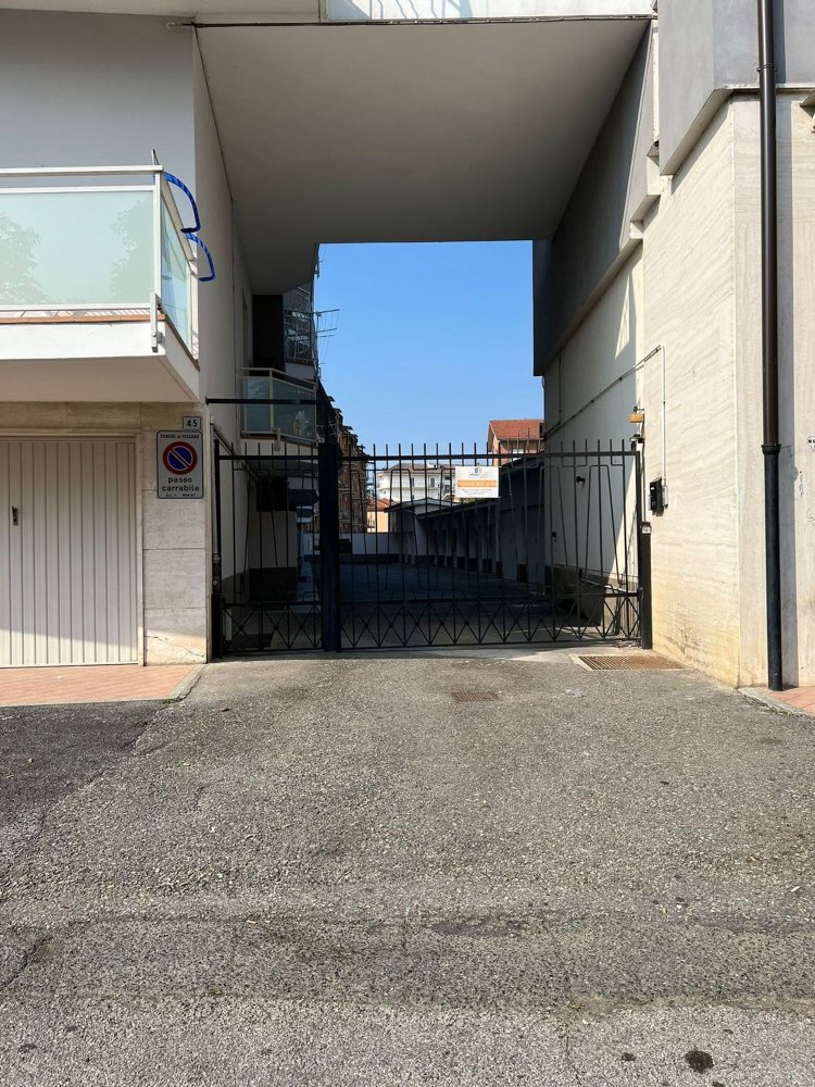 17m² Garage in Fossano, Italy No. 159990