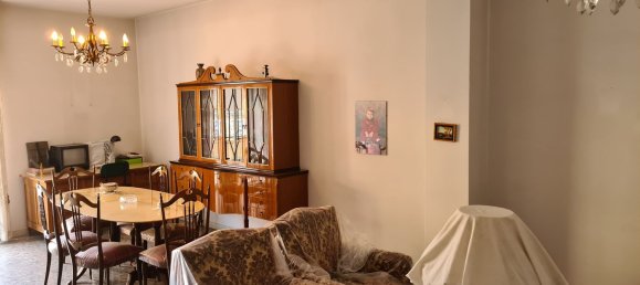 3 rooms Apartment in Bari, Italy No. 287640 4