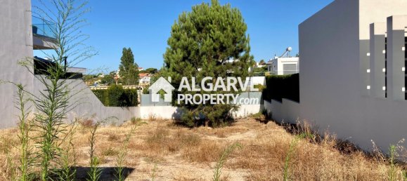 323m² Land in Quarteira, Portugal No. 127948 2
