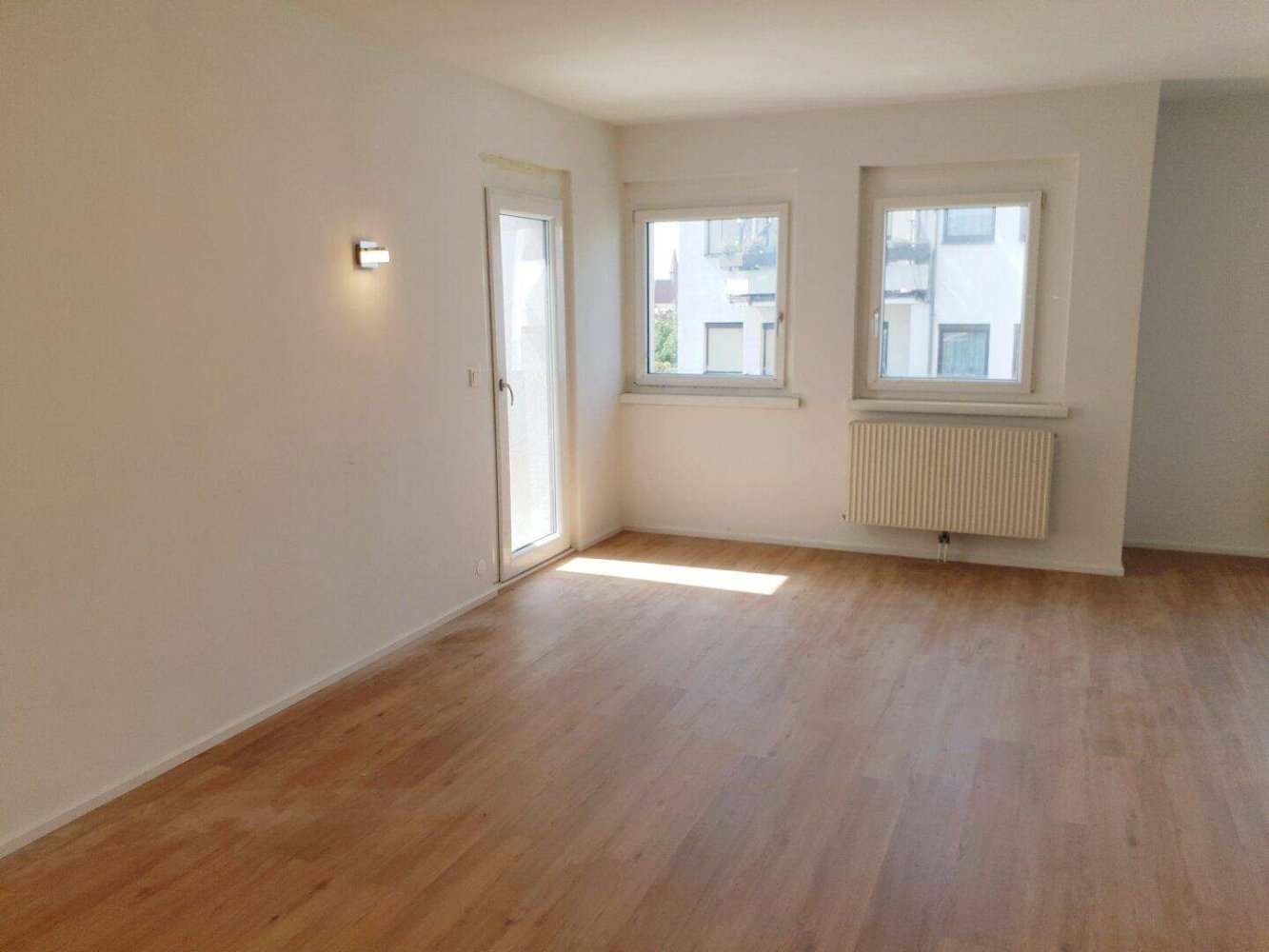 Apartamento de 3 divisões em Neufeld an der Leitha, Austria N.º 242950