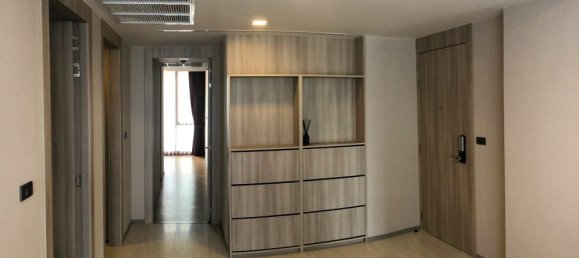 3 bedrooms Condo in Bangkok, Thailand No. 6615 9
