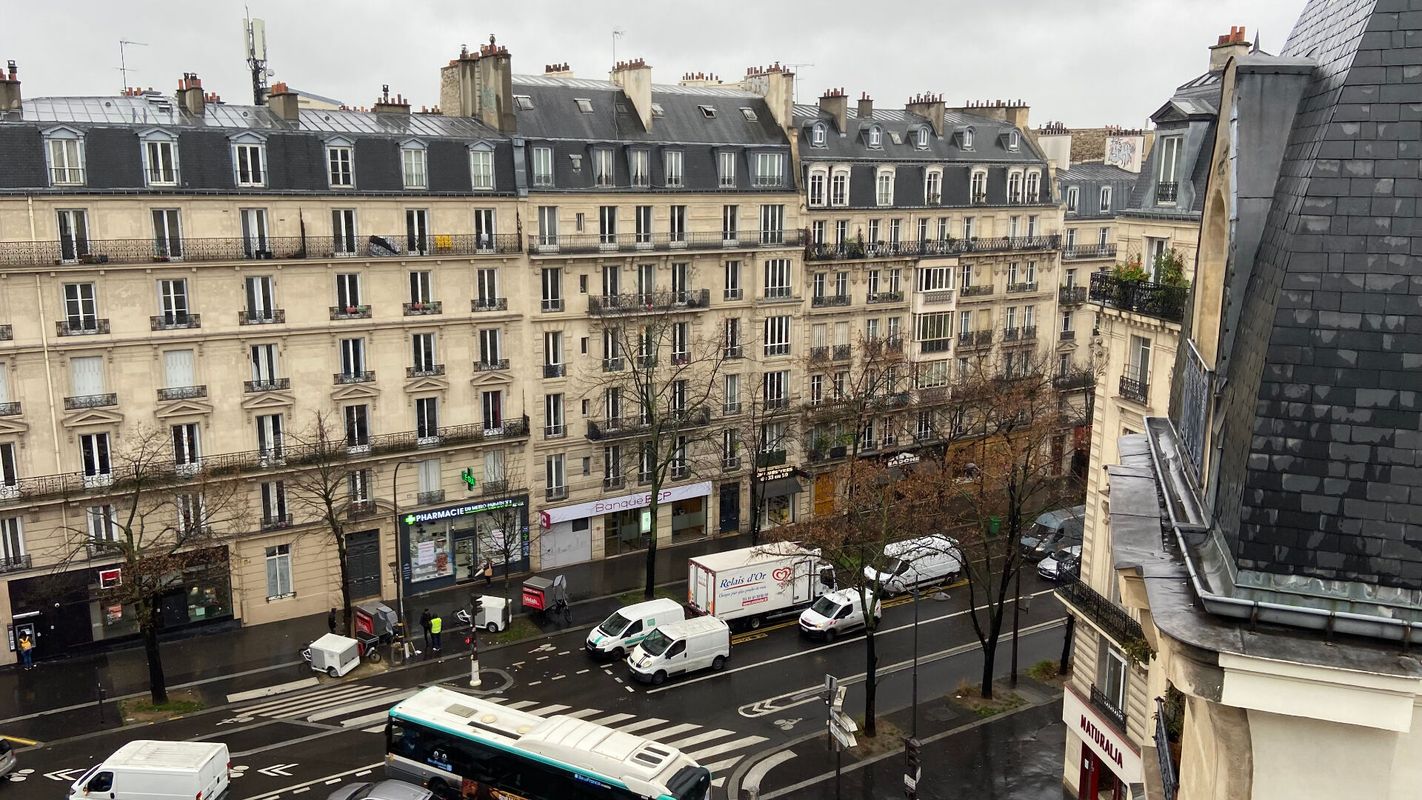 1 bedroom Apartment in Paris, France No. 127434