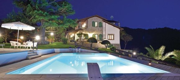 10 rooms Villa in Camaiore, Italy No. 164013 2