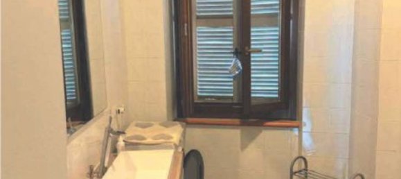 3 rooms Apartment in San Severino Marche, Italy No. 98757 8