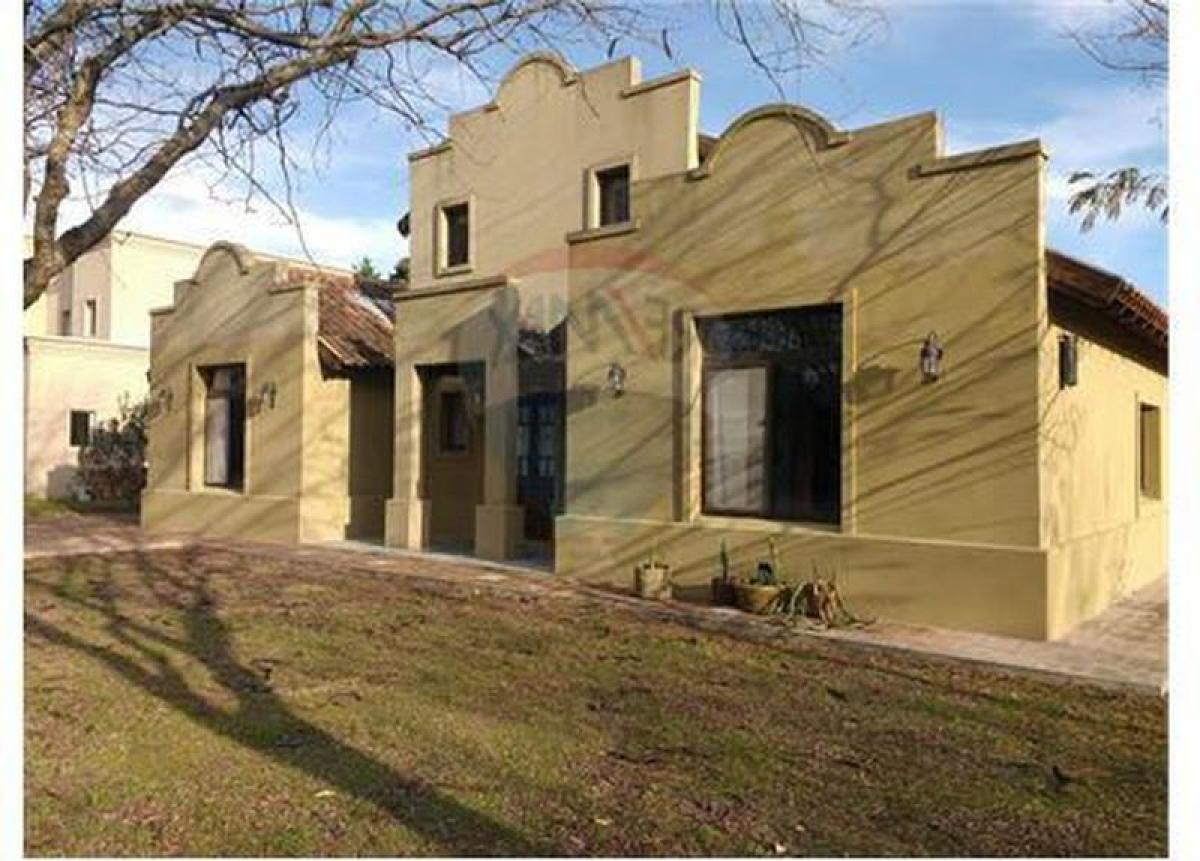 5 bedrooms House in Pilar, Argentina No. 52490