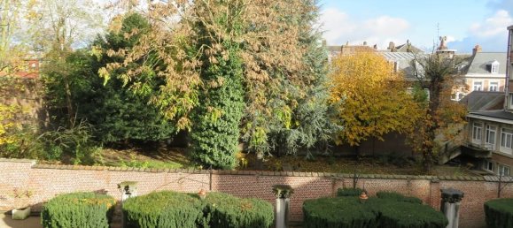 Studio in Lille, France No. 89022 9