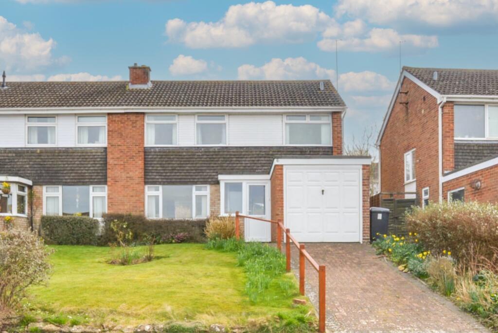 4 bedrooms House in Trowbridge, United Kingdom No. 13646