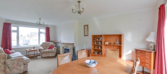 4 bedrooms House in Trowbridge, United Kingdom No. 13646 3