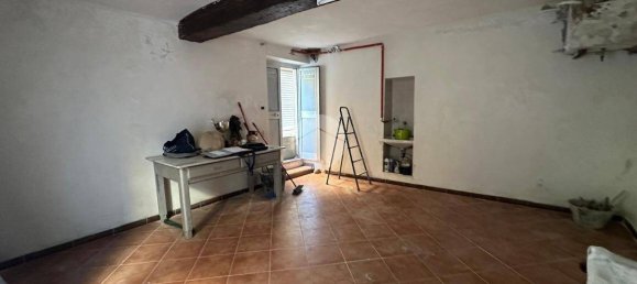 25m² Commercial property in Genoa, Italy No. 373656 4