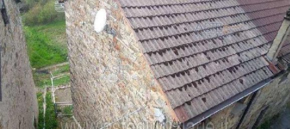 4 bedrooms House in Ferriere, Italy No. 351053 2